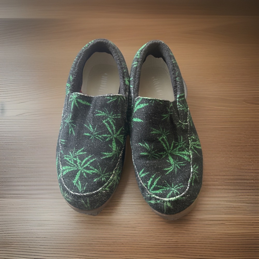 Reef Cannabis Leaf Textile Loafer Men's Size 8
